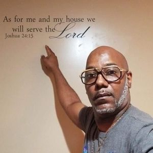 Meet your Posher, Gregory